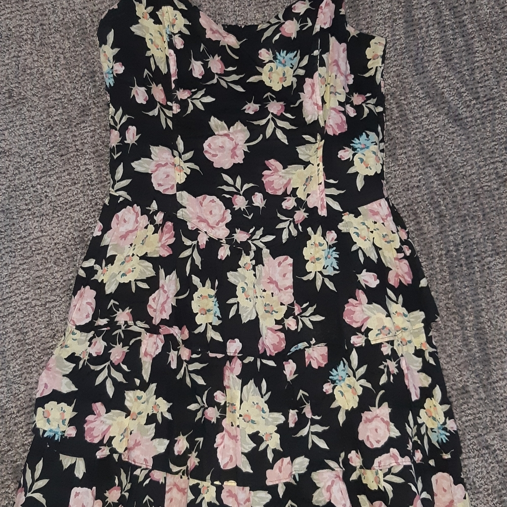 H&M Ruffle Floral Dress Size 12 - Picture 3 of 7